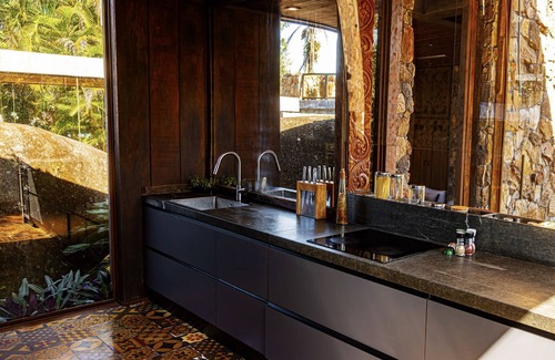 Angra dos Reis Villa | W01. 337 · Island of Japan by WhereInRio Luxury Rentals