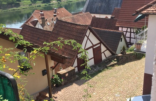 Hirschhorn Apartment | W3. Neckarblick, nature, old town, former supply house of Hirschhorn Castle.