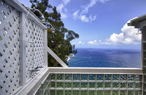 Waipio House | Waipio Valley and Ocean View