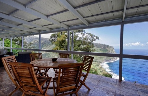Waipio House | Waipio Valley and Ocean View