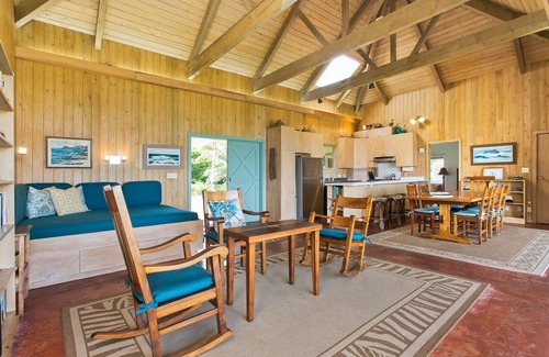 Hauula House | Waipuna Hale: Oceanfront Cottage w/Panoramic Views, Yard, & Private Beach Access