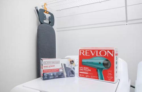 Clarksville House | Waiting to Excell