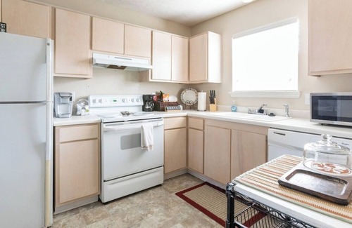 Starkville Apartment | Wake Up In Starkvegas!