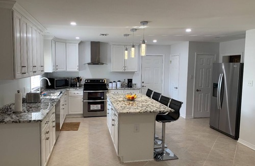 Mobile House | Wake up refreshed in a home that has beautiful scenery and feels like home.