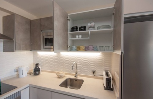 Patalavaca Apartment | Wake up to Gorgeous Ocean Views from this Chic Apartment