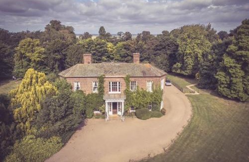 Alkborough House | Walcot Hall by Group Retreats