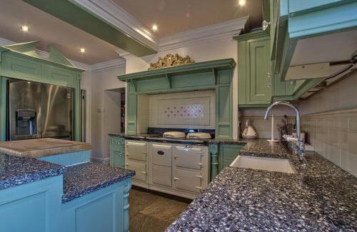 Alkborough House | Walcot Hall by Group Retreats