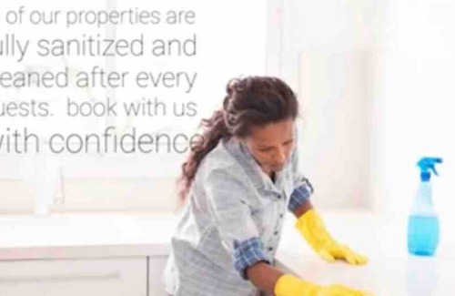 Mid-City House | ✨🔥WALK 2 SREETCAR!❤️| ON SITE POOL + W+D