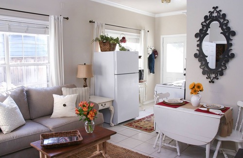 Oakwood Apartment | Walk .4 Miles to Texas A&M Campus and Aggie Park, Private Entry/Covered Parking