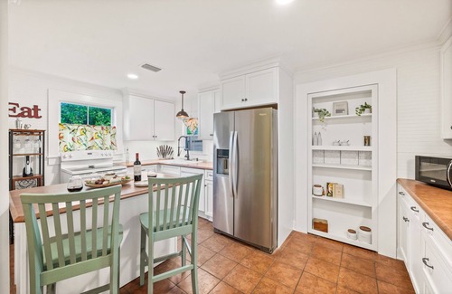 St. Augustine Cottage | Walk Everywhere! Upgraded Historic Cottage - circa 1883