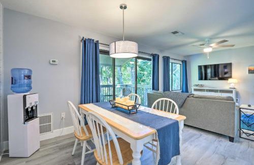 Hilton Head Island Apartment | Walk to Coligny Beach Tropical Hilton Head Condo