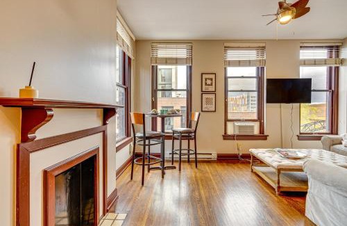 Short North Apartment | Walk to Convention Center, Secured Apt in Columbus