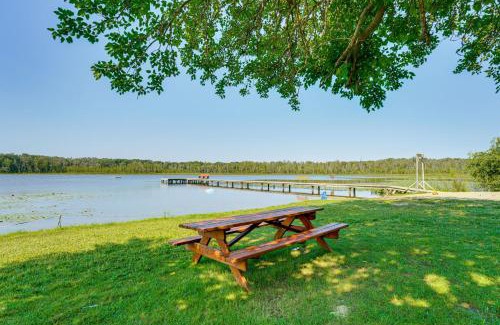 Allenton House | Walk to Cranberry Lake Quaint Family Cottage