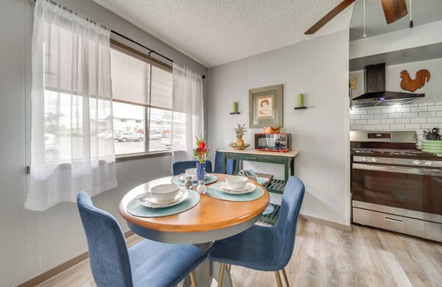 Hilo Condo | Walk to Dtwn Hilo: Island Escape w/Pool!