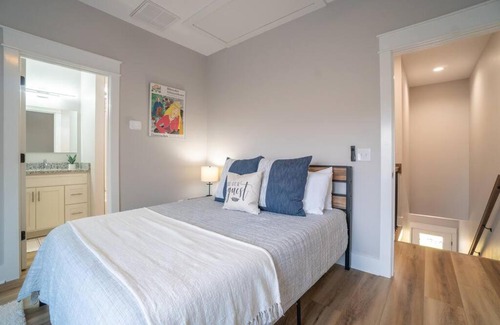 Helen House | Walk to Helen Downtown-Gated Golf Resort