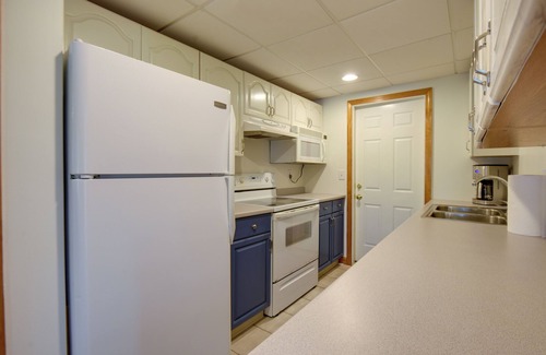 Laconia Apartment | Walk to Lake Winnisquam Access: Cozy Retreat