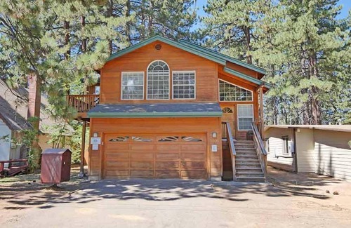 Bijou Park House | Walk to Lakeview Commons Beach - Great Mid-Town Location!