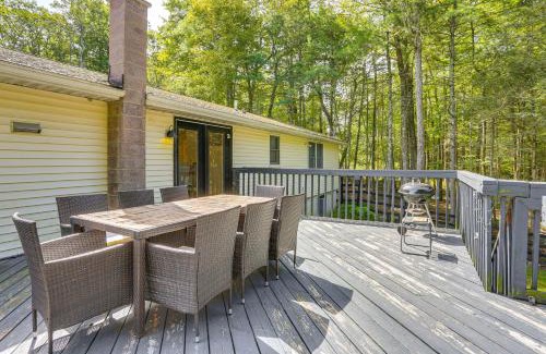 Town of Lumberland House | Walk to Mohican Lake Catskills Getaway with Dock!
