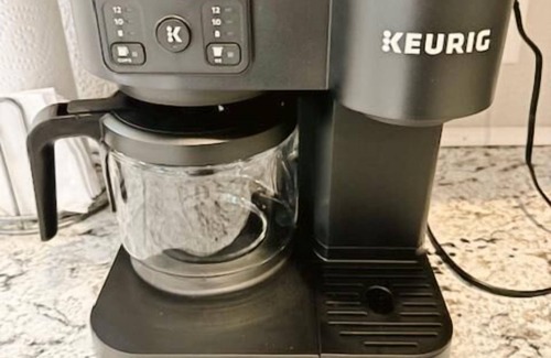 Harters Heights House | Walk to Notre Dame! 3 bedroom 1.5 bath home (717)