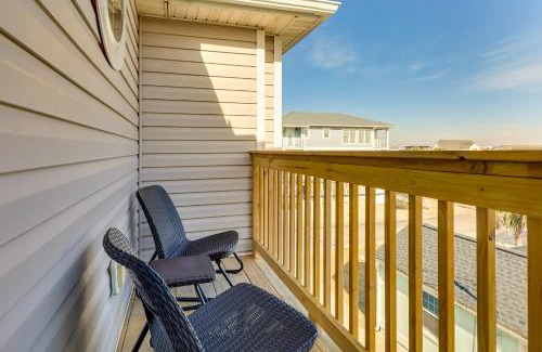 North Carolina Coast Apartment | Walk to Ocean Carolina Beach Condo with 2 Balconies