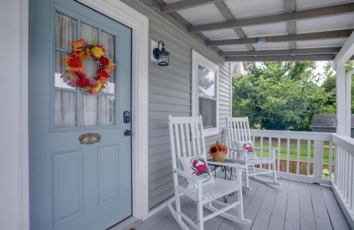 Cambridge Apartment | Walk to Park and River Dog-Friendly Cambridge Gem