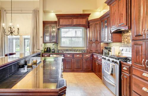 Jeanerette House | Walk to Parks and Cafes Historic Home with Fireplace