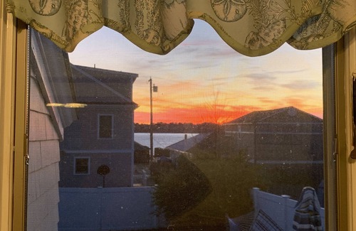 Easton's Point House | Walk to Private Beach! Central Air. Outdoor shower.