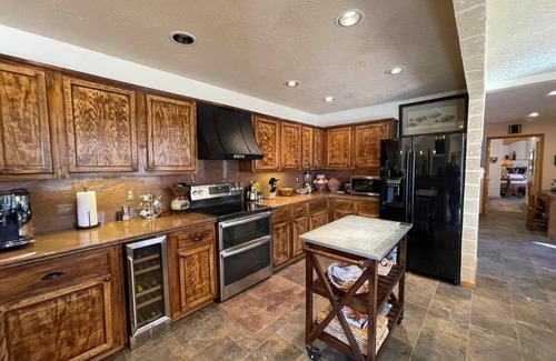 Angel Fire House | Walk to ski & trails! Luxury lodge, sleeps 17, hot tub, fire pit & fenced yard.