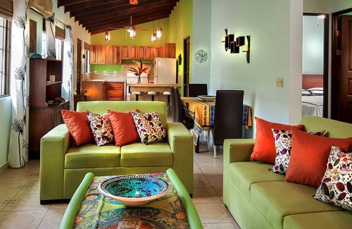Bejuco Villa | Walk to the Beach From your 2+ Bdrm Villa With Private Pool and outdoor Rancho!