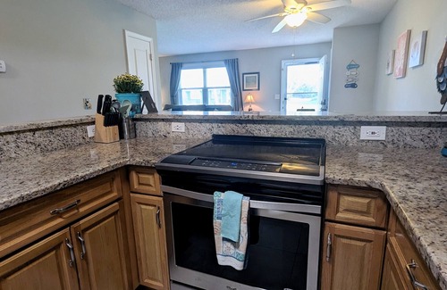 Butler Beach House | Walk to the beach or Explore the Nation's Oldest City- 2 BR villa with hot tub