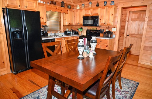 Murphy Cabin | Walk to the river or stay at the cabin w/great outdoor space. Close to the Folk School & Casino