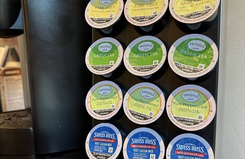 Oxford Apartment | WALK TO THE SQUARE AND GROVE! Modern, New Guest Wing w/Luxury Amenities