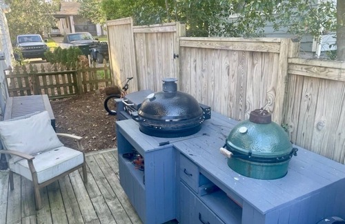 Oxford House | Walk to the Square and the Grove! Charming cottage in the heart of Oxford.