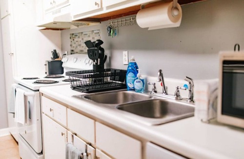 Athens Condo | Walk to the Stadium! Pool, 3 Bed Athens Apartment