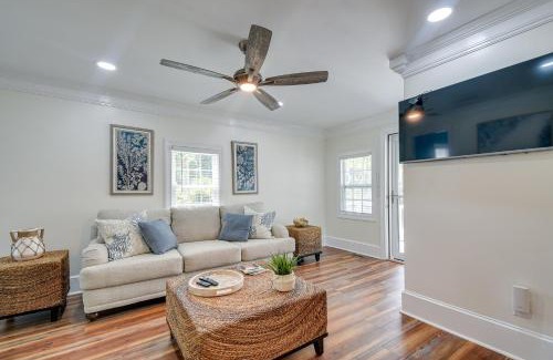 Atlantic Beach House | Walk to Water Coastal-Chic Home Near Myrtle Beach