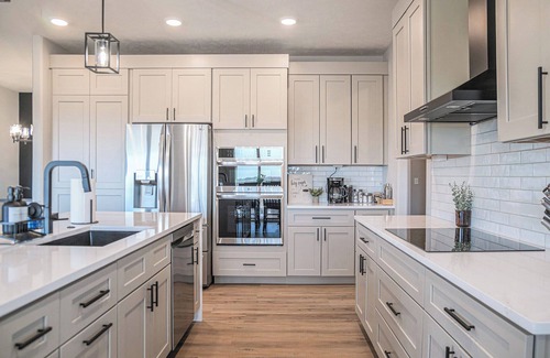 Gretna House | Walk to Water Park! Game Room & Movie Theater!