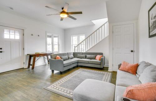 Holt House | Walk to Winery Family-Friendly Holt Getaway