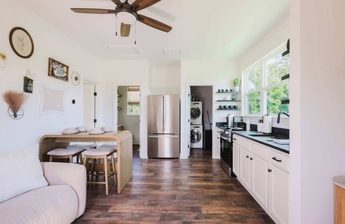 Bluffton House | Walk2OldTown! Modern Lux Private Carriage House