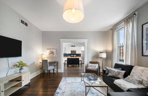 Over-the-Rhine Apartment | Walkable 2BR near Findlay Market Downtown UC