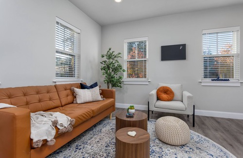 Camp Hill Apartment | Walkable & Stunning 1BR Gem with free parking in Camp Hill