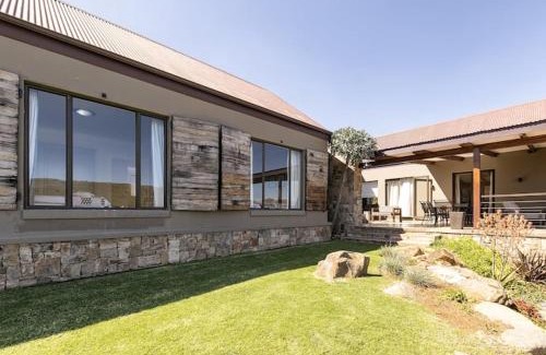 Dullstroom House | Walkersons Estate Red Oak Ridge