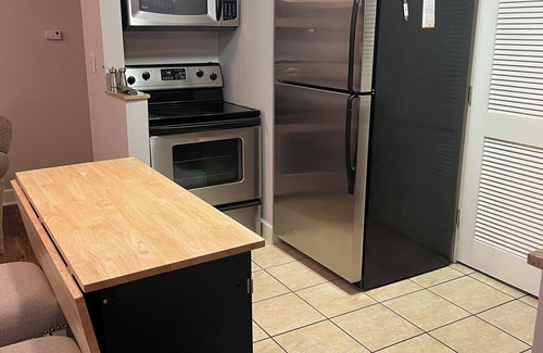 Oxford Condo | WALKING DISTANCE to Ole Miss campus! Perfect for baseball and football weekends.