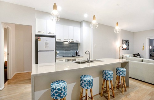 North Beach House | Wallaroo Esplanade Beachfront – Pet-Friendly Holiday House, North Beach