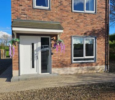 Upperlands Cabin | Walsh's Mill Lodges & Linen House