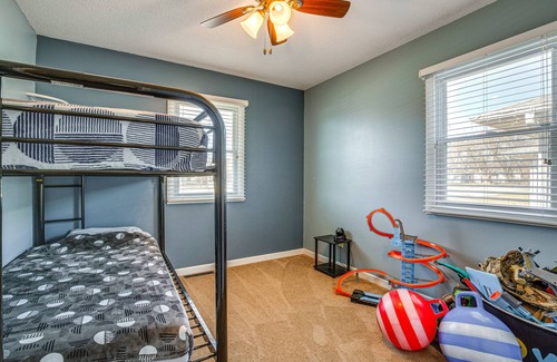 Wamego House | Wamego Home Base: 16 Mi to Kansas State Campus