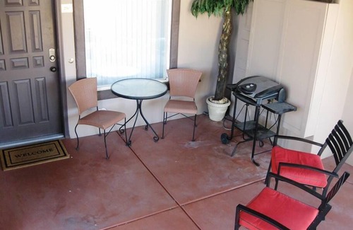 Mesquite Condo | Wandering Wolf Hideaway by Mesquite Vacation Rentals at Wolf Creek Golf Course! Parking Level and $510 in free daily activities