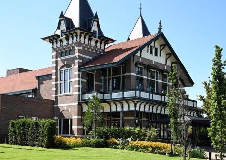 Municipality of Hengelo Hotel | Wapen van Hengelo Residence Suites - digital key by SMS and email