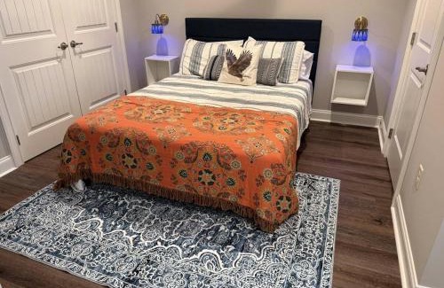 Auburn - Opelika House | War Eagle Landing a 4BR and 3BA Family-Friendly Auburn Retreat