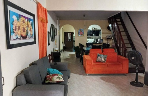 Nuqui House | Warm and Family Accommodation. Ideal for Couples and Families. 2 min Beach.