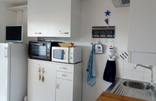 Batz-sur-Mer House | Warm listed house near the beach and shops swimming pool (equipped for children)